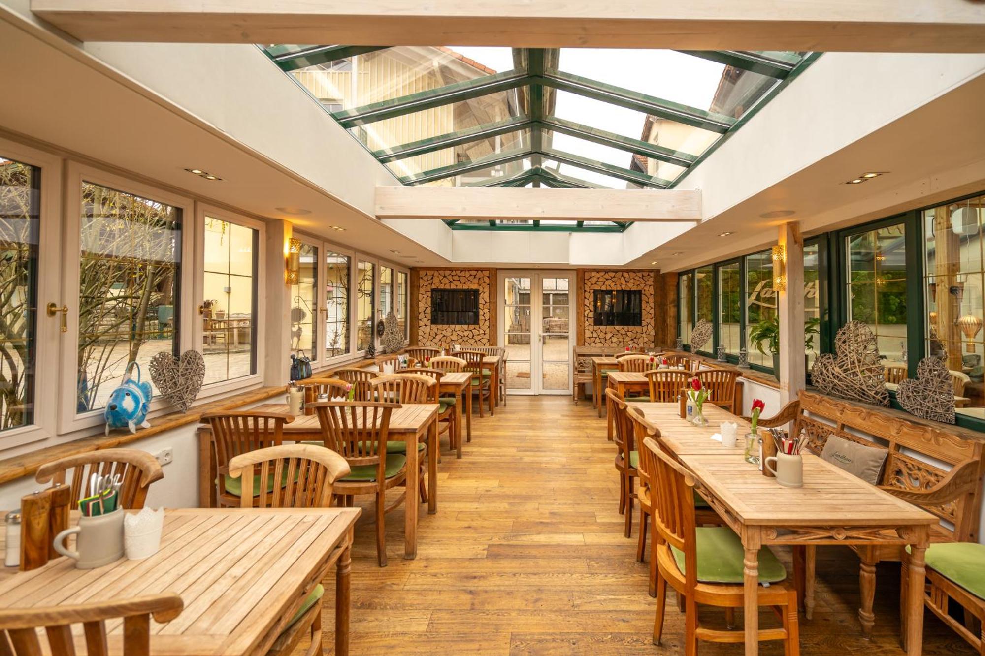 Landhaus Hotel Wolfratshausen Zewnętrze zdjęcie