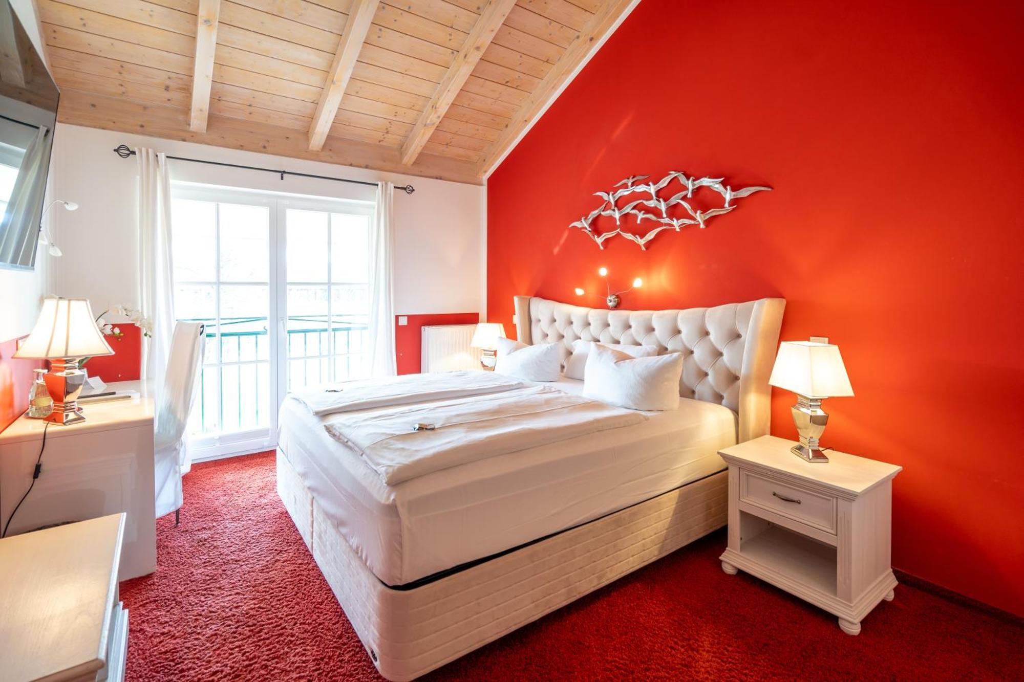 Landhaus Hotel Wolfratshausen Zewnętrze zdjęcie