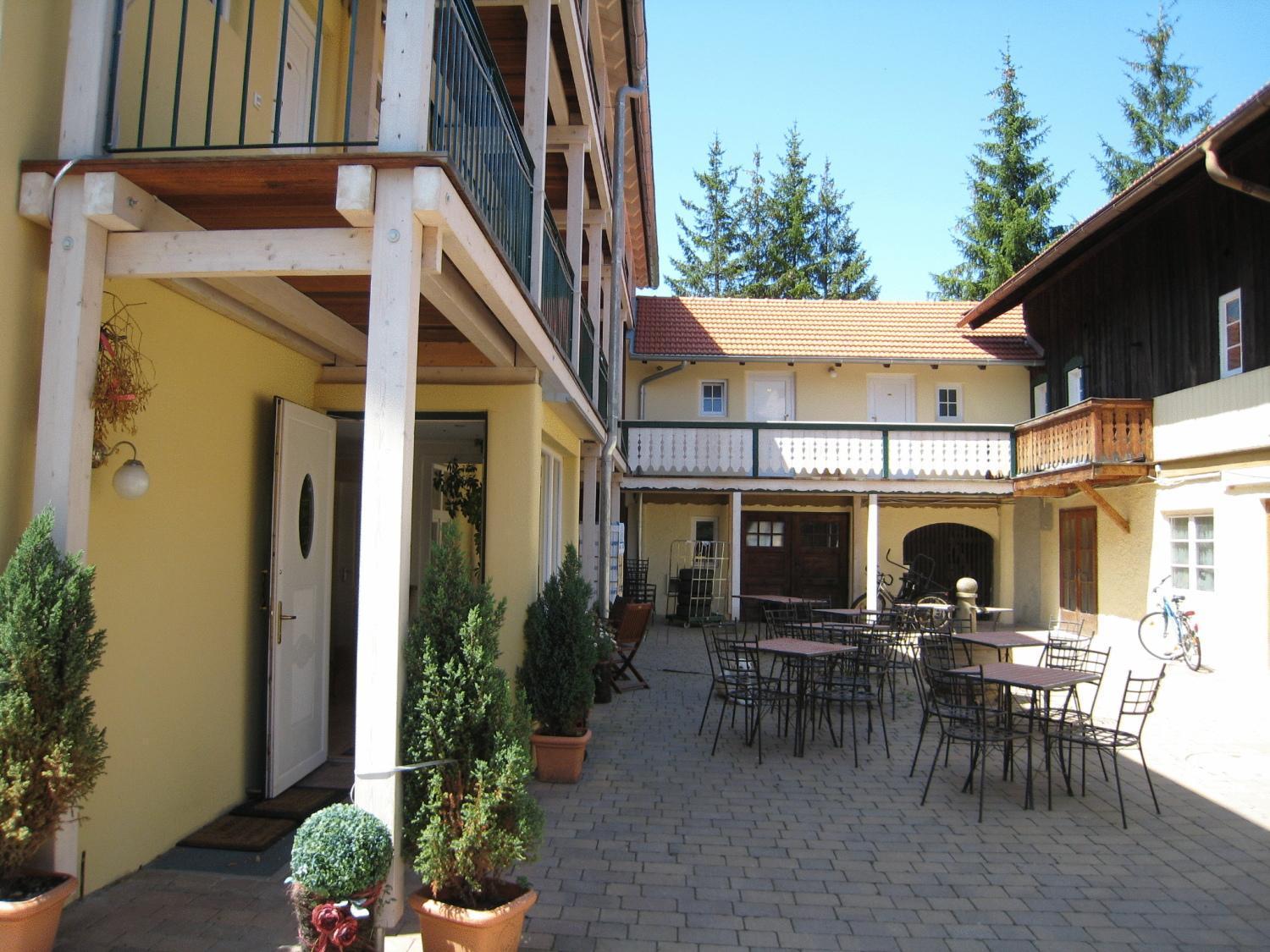 Landhaus Hotel Wolfratshausen Zewnętrze zdjęcie
