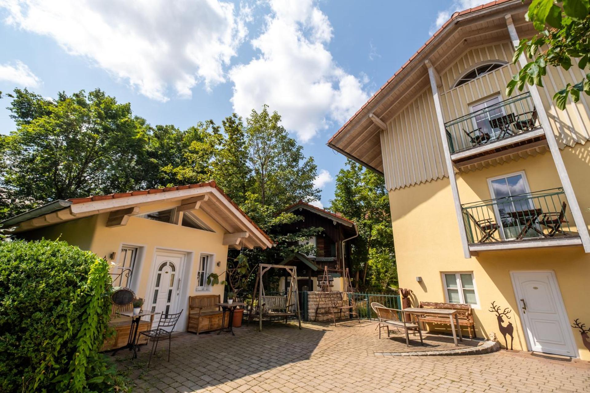 Landhaus Hotel Wolfratshausen Zewnętrze zdjęcie