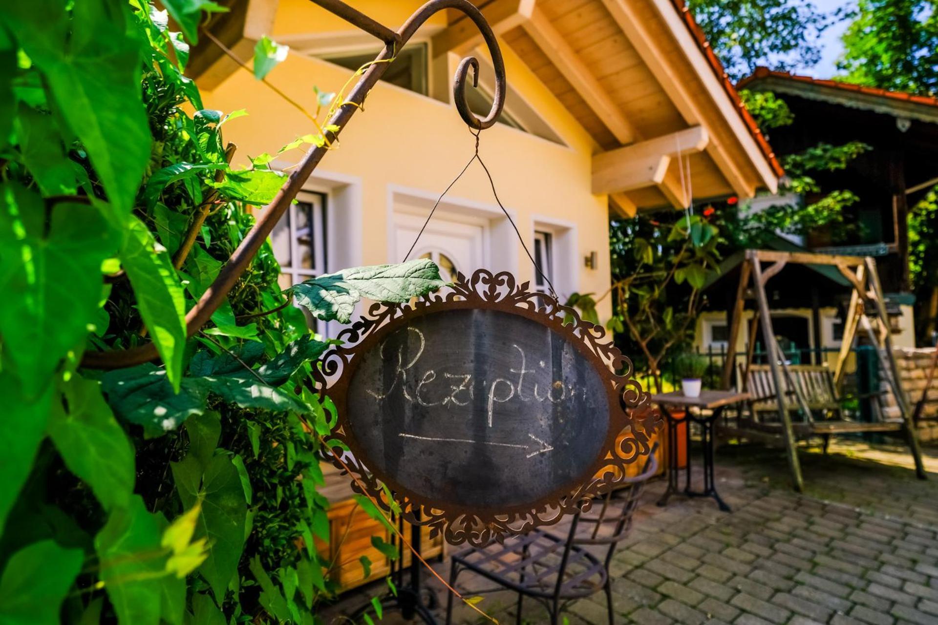 Landhaus Hotel Wolfratshausen Zewnętrze zdjęcie